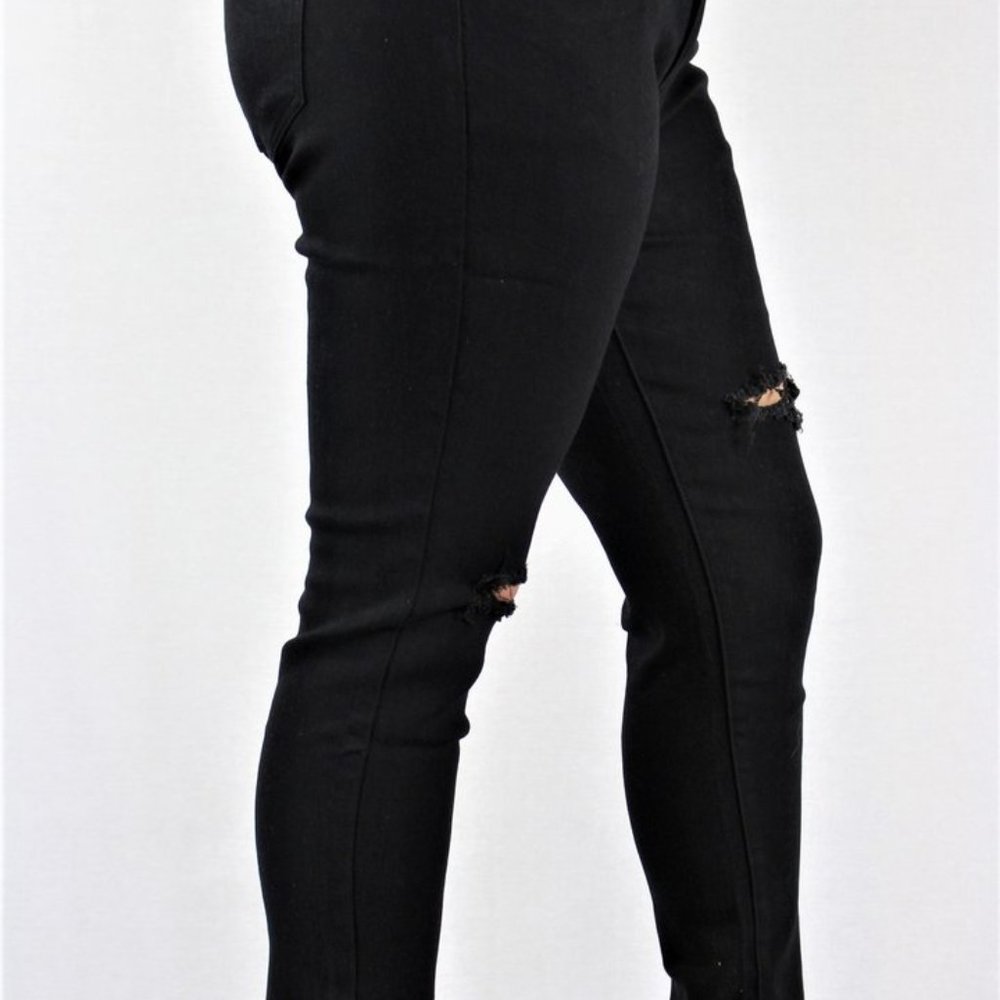 🔴NOT FOR SALE🔴Plus Size Black Ripped Jeans - Picture 2 of 5